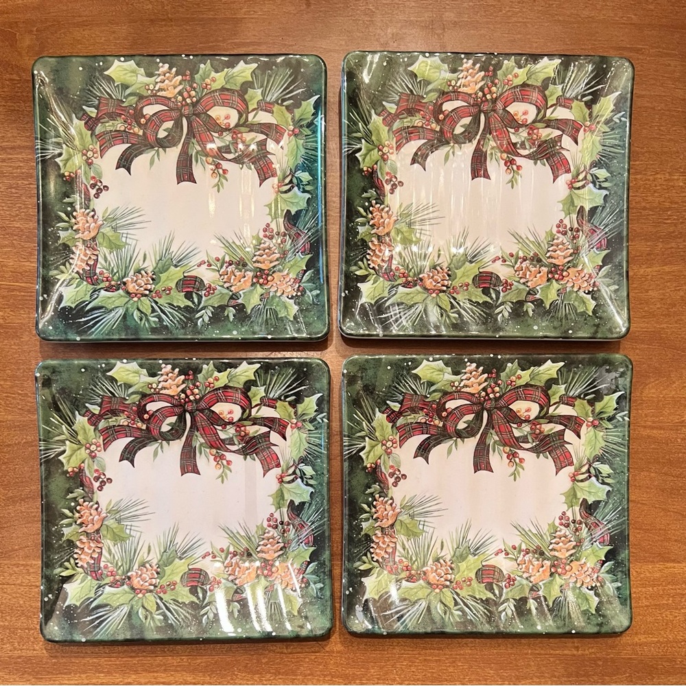 Keller Charles Holiday Square Plates Set of 4